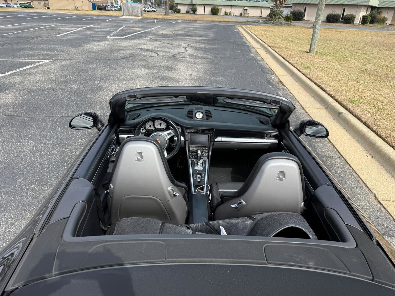 Used 2015 Porsche 911 Carrera S image 39