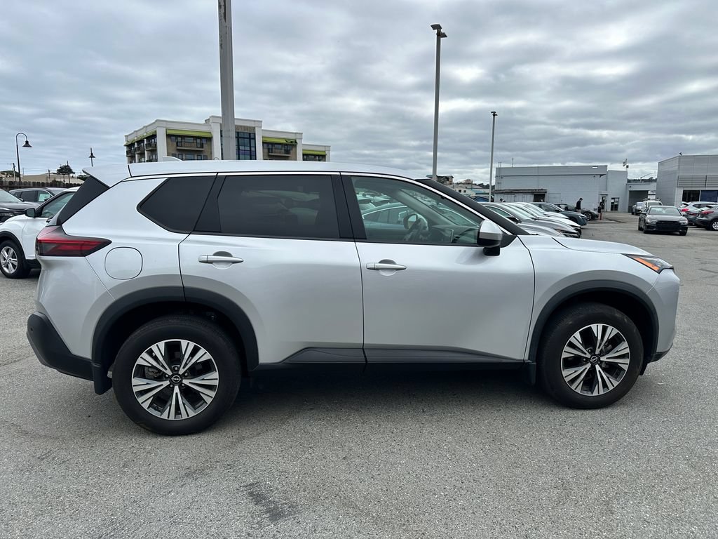 Used 2023 Nissan Rogue SV AWD/4WD image 8