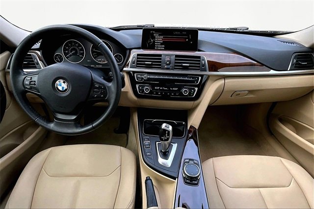 Used 2016 BMW 320i xDrive Sedan image 15