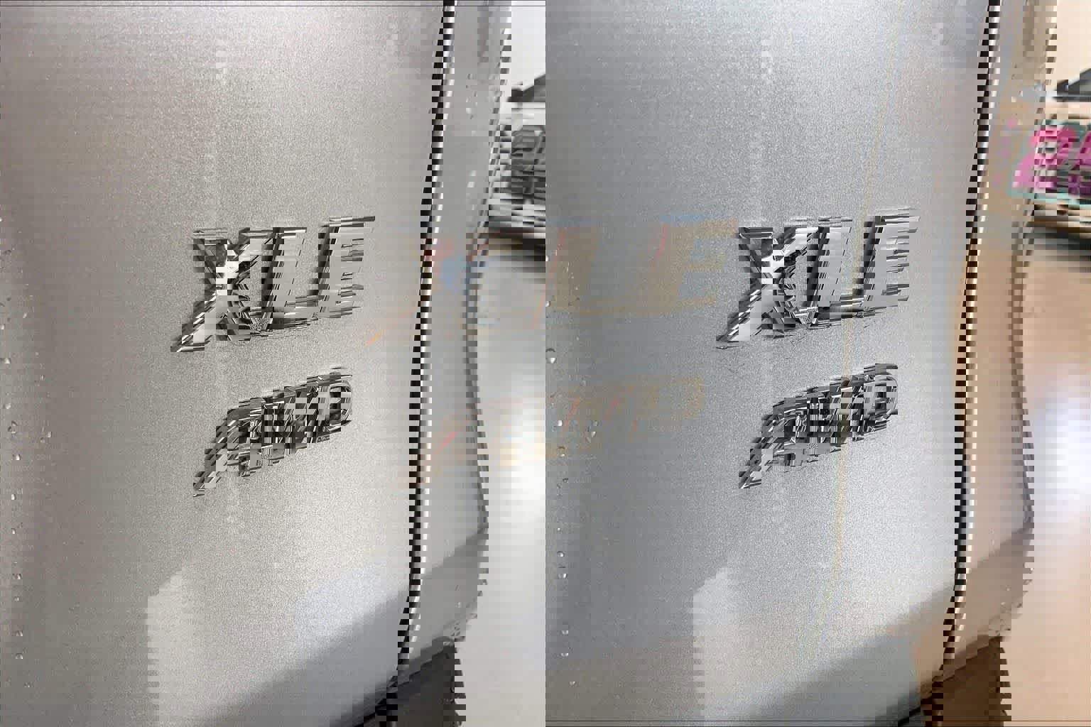 Used 2022 Toyota RAV4 XLE image 7