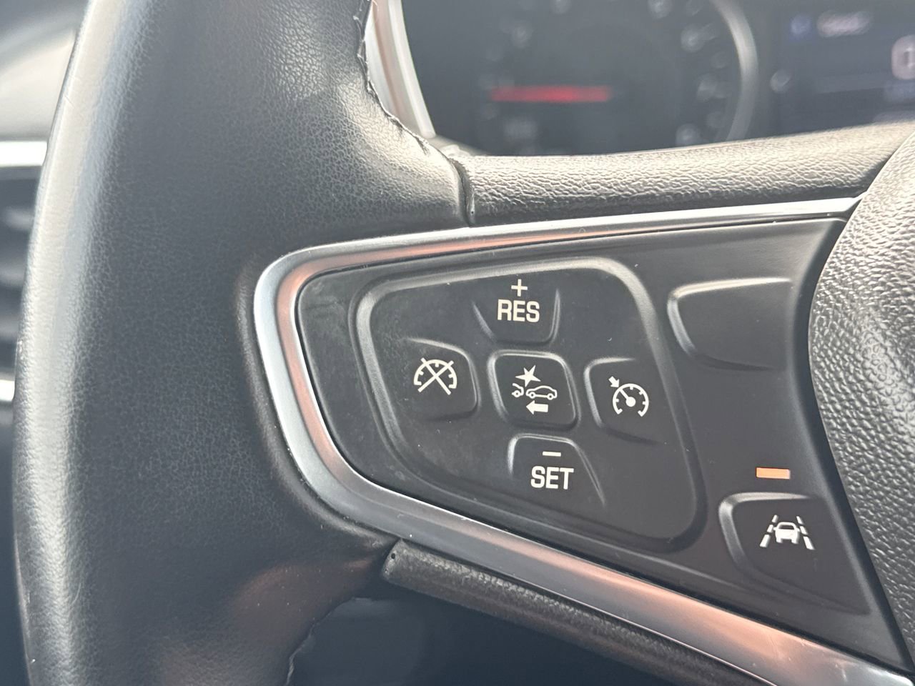 Used 2024 Chevrolet Equinox LT image 27