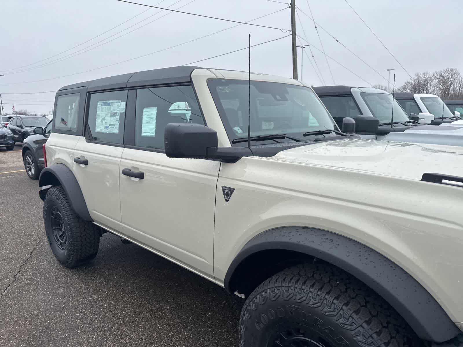 New 2026 Ford Bronco 4-Door w/ Sasquatch Package AWD/4WD image 24