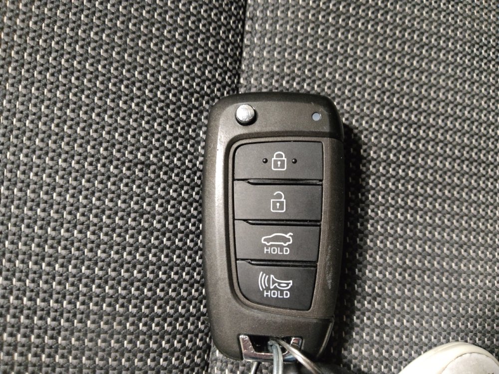 Used 2021 Hyundai Accent SEL image 32