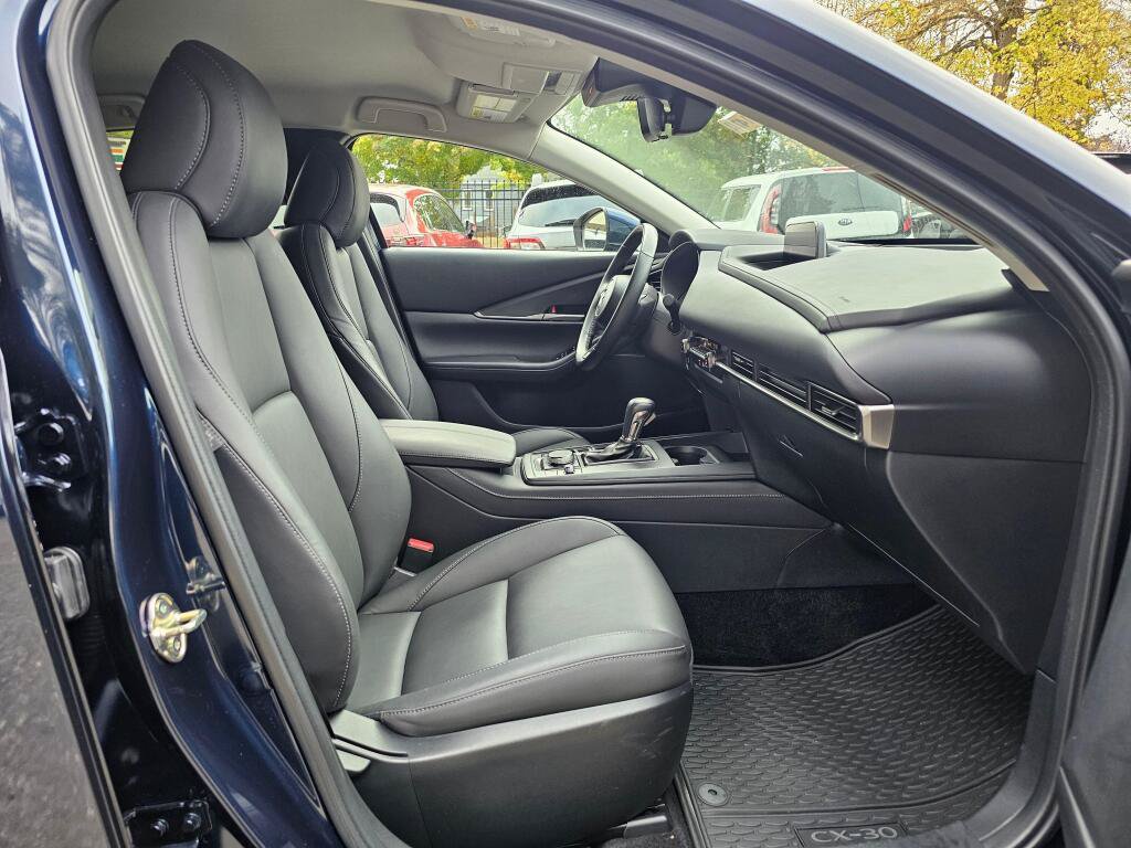 Used 2023 MAZDA CX-30 AWD 2.5 S w/ Select Package image 11