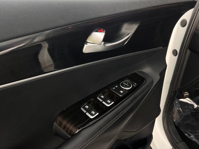 Used 2019 Kia Sorento FWD image 11