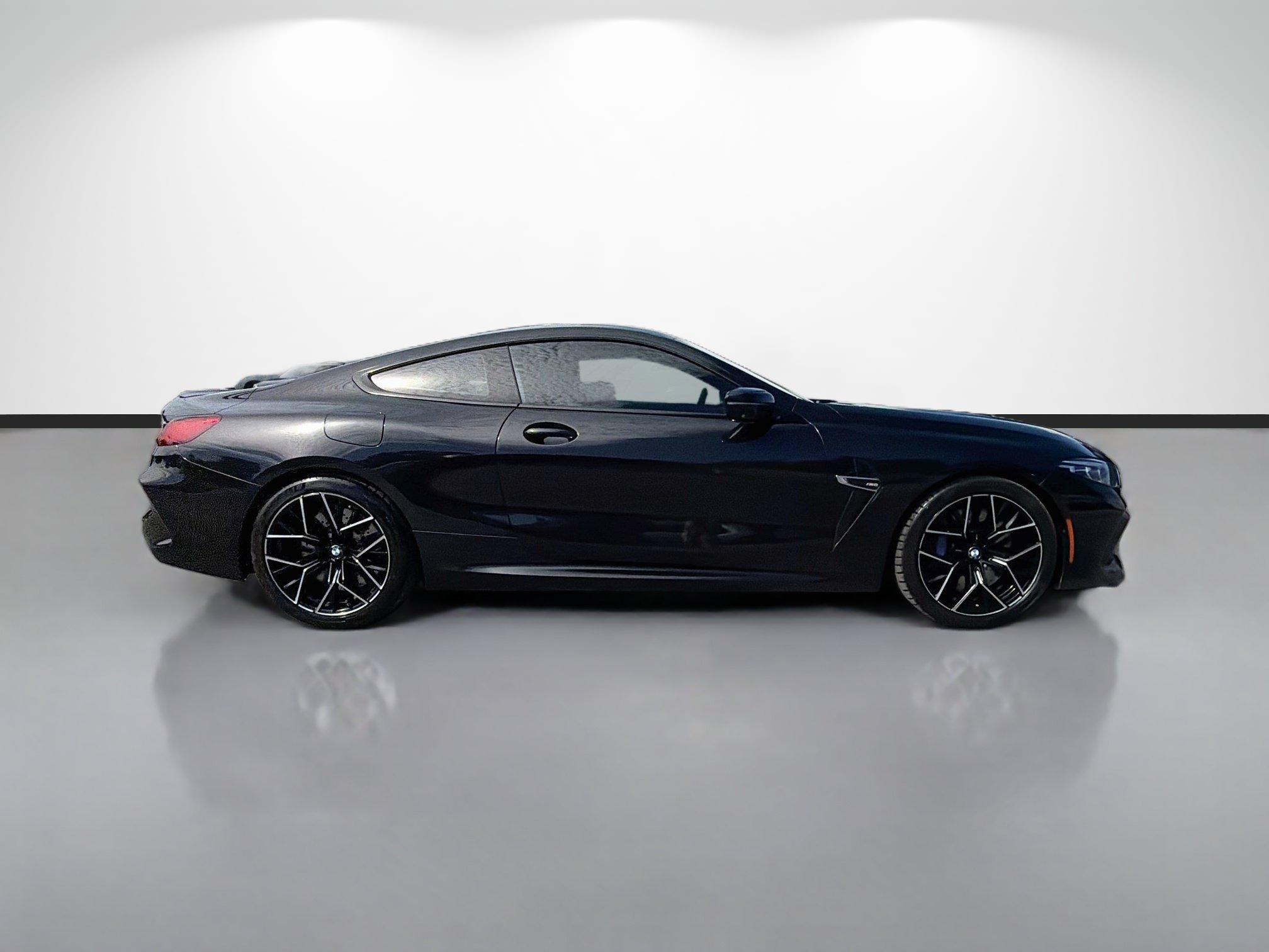 Used 2020 BMW M8 Coupe w/ M Driver's Package AWD/4WD image 2
