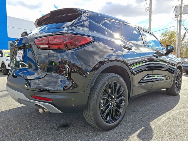Certified 2023 Chevrolet Blazer LT w/ LPO, Black Sport Package image 6