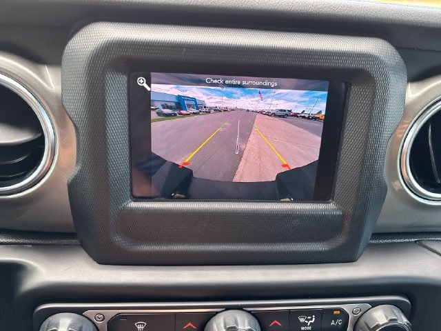 Used 2021 Jeep Gladiator Overland AWD/4WD image 21