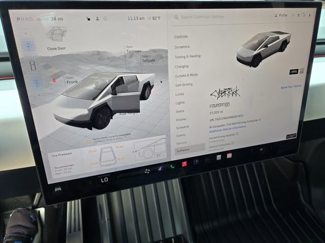 Used 2024 Tesla Cybertruck AWD Crew Cab image 20