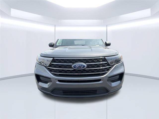 Used 2024 Ford Explorer XLT AWD/4WD image 41