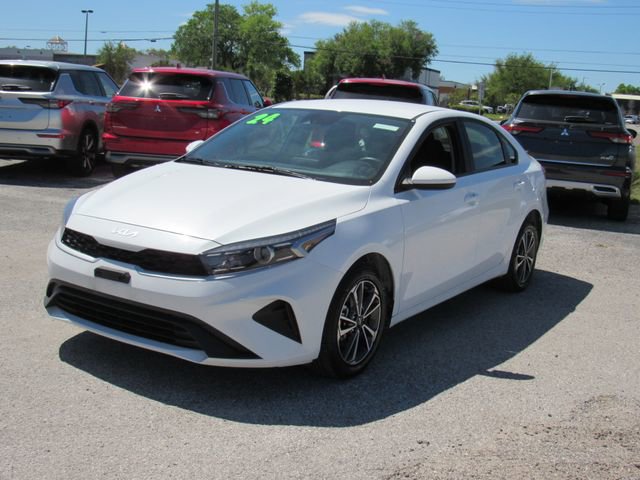 Used 2024 Kia Forte LXS image 5