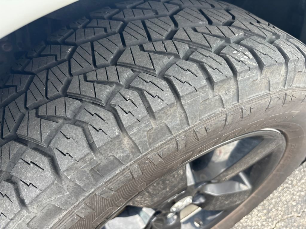 Used 2014 RAM 1500 Express AWD/4WD image 32