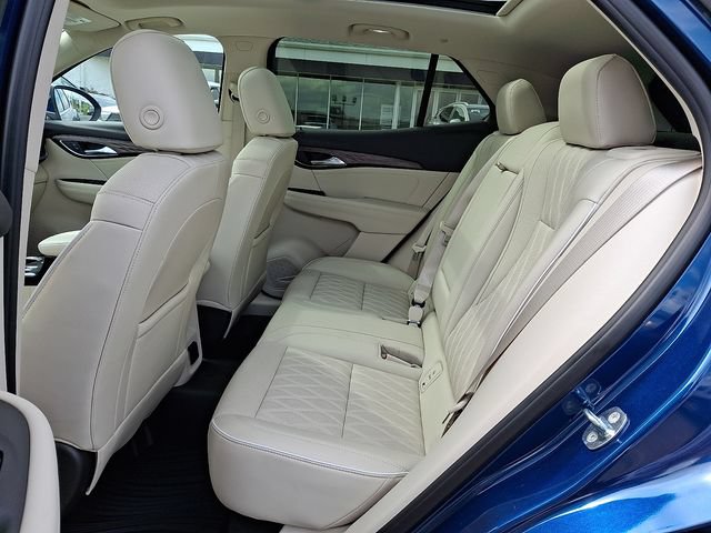 Used 2023 Buick Envision Avenir AWD/4WD image 10