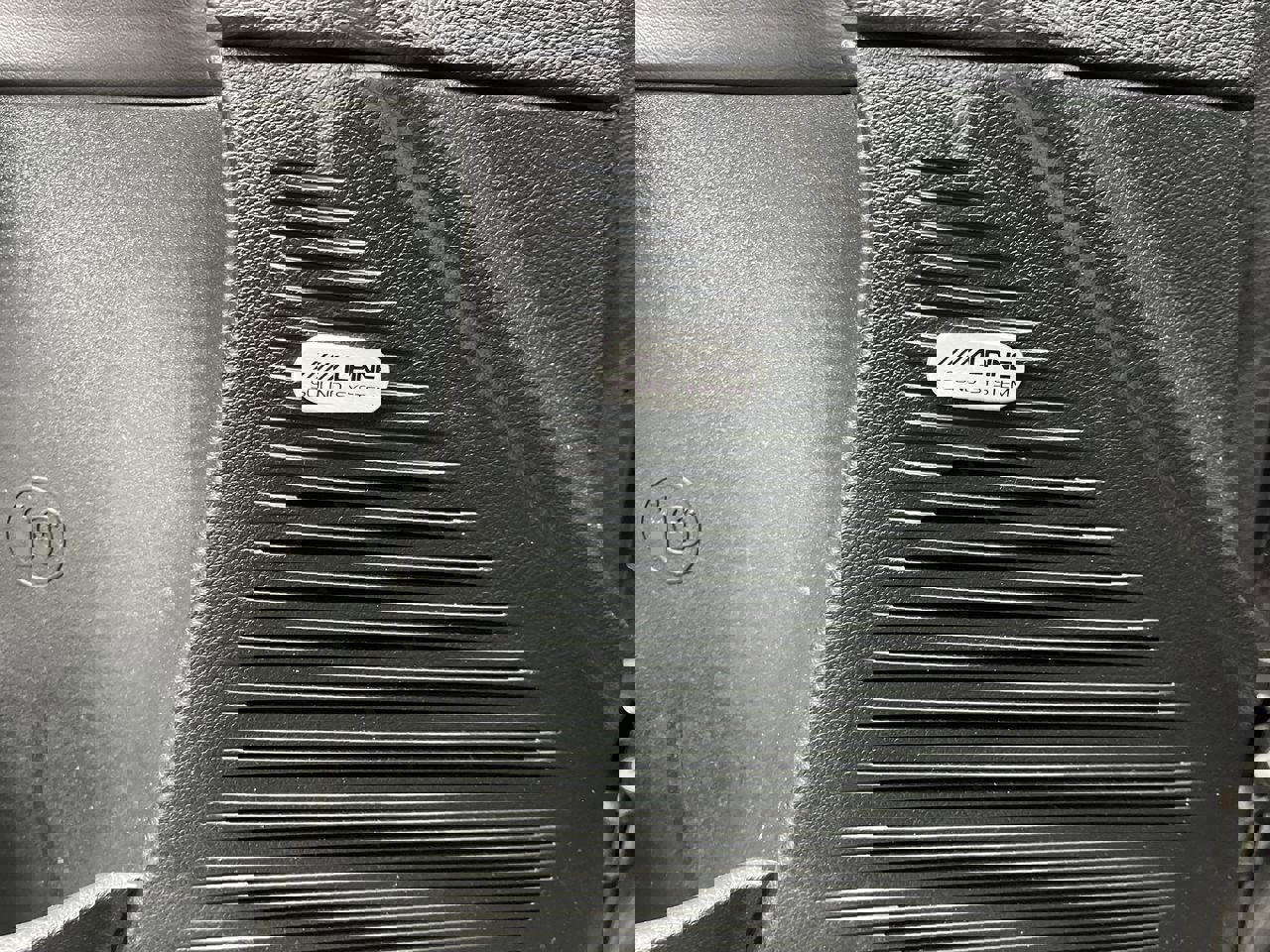 Used 2018 Dodge Challenger R/T Plus RWD image 9