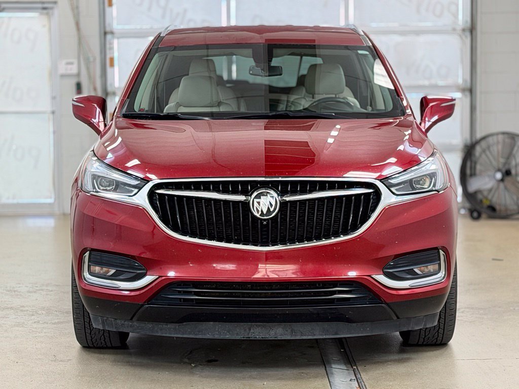 Used 2020 Buick Enclave Essence w/ Sound and Sites Package FWD image 2