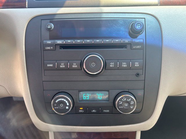 Used 2006 Buick Lucerne CXS w/ Driver Confidence Package FWD image 13