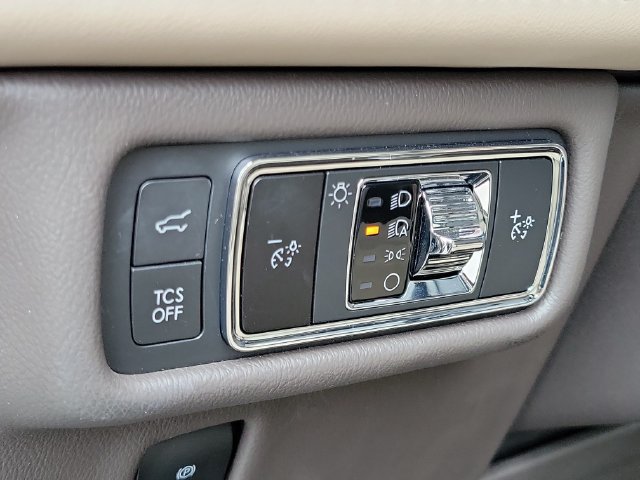 Certified 2022 Lincoln Nautilus Reserve AWD/4WD image 10