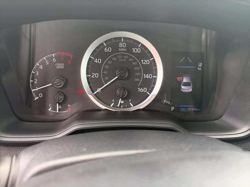 Used 2021 Toyota Corolla LE FWD image 33