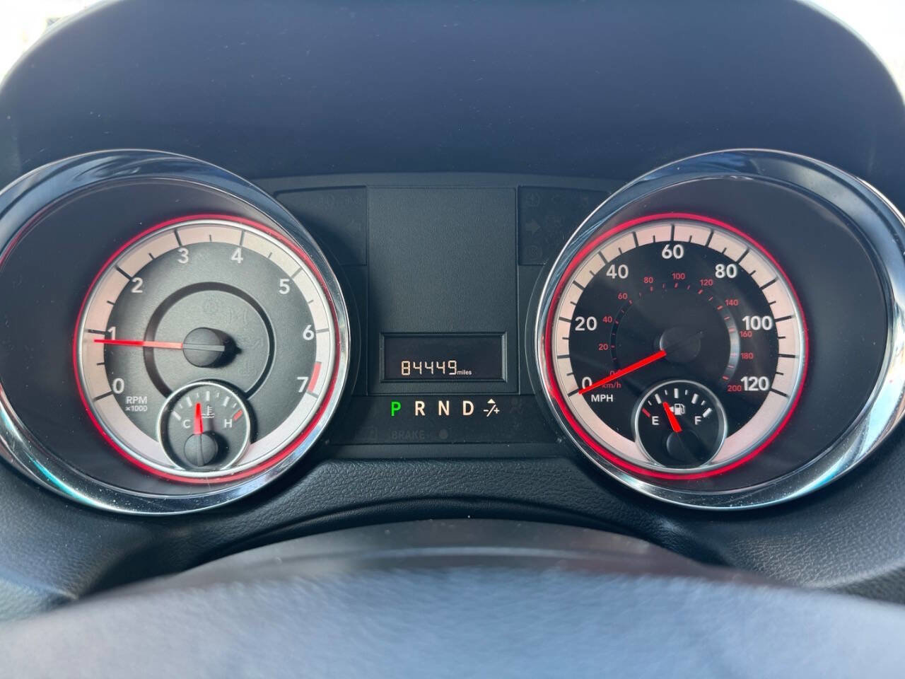 Used 2016 Dodge Grand Caravan SE image 23