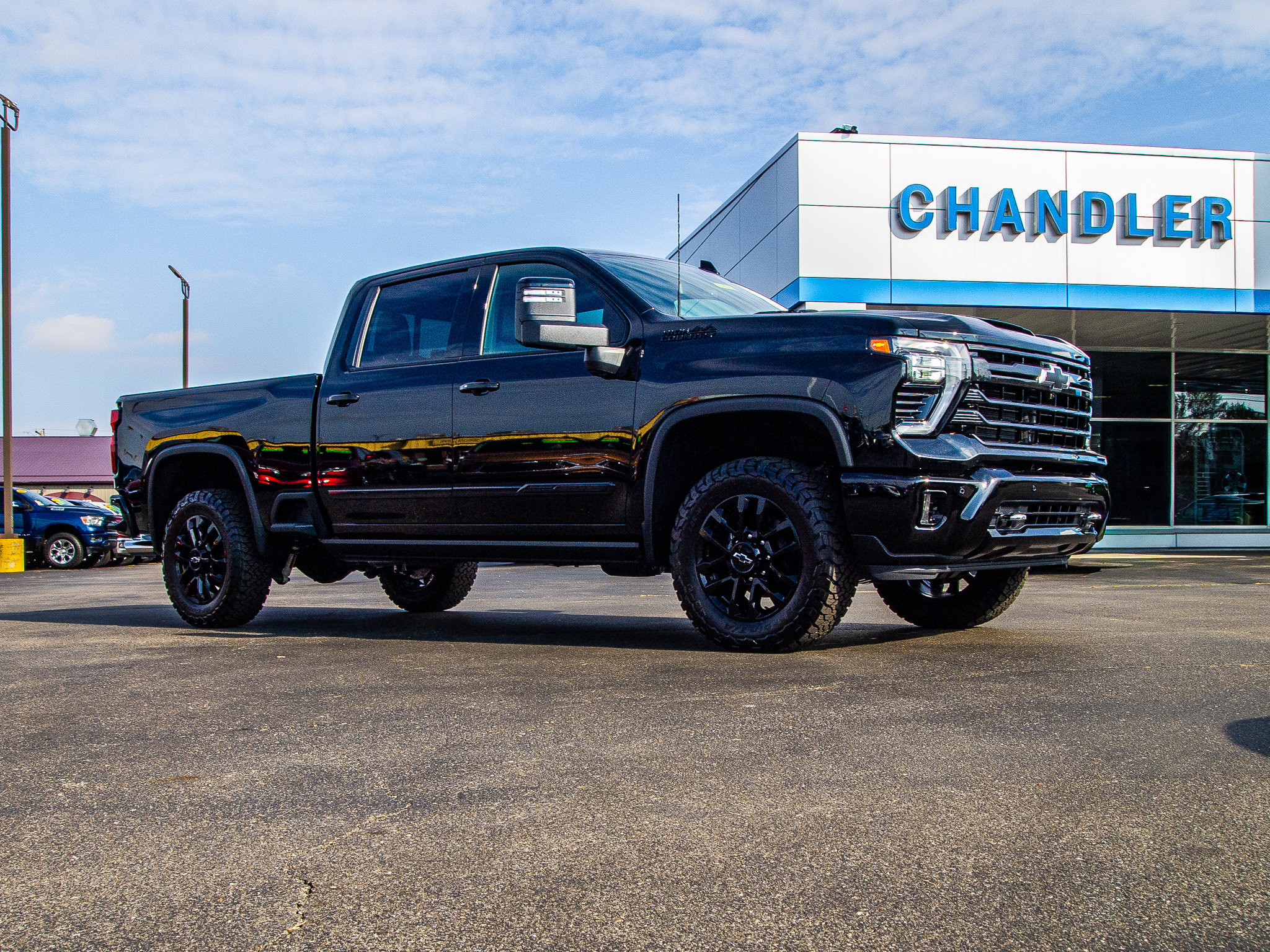 New 2026 Chevrolet Silverado 2500 High Country w/ Midnight Edition AWD/4WD image 9