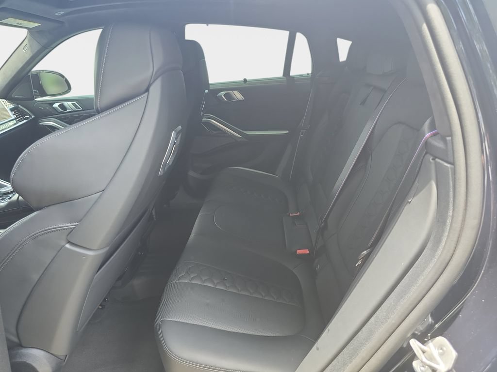 Used 2025 BMW X6 M Competition w/ Executive Package AWD/4WD image 29