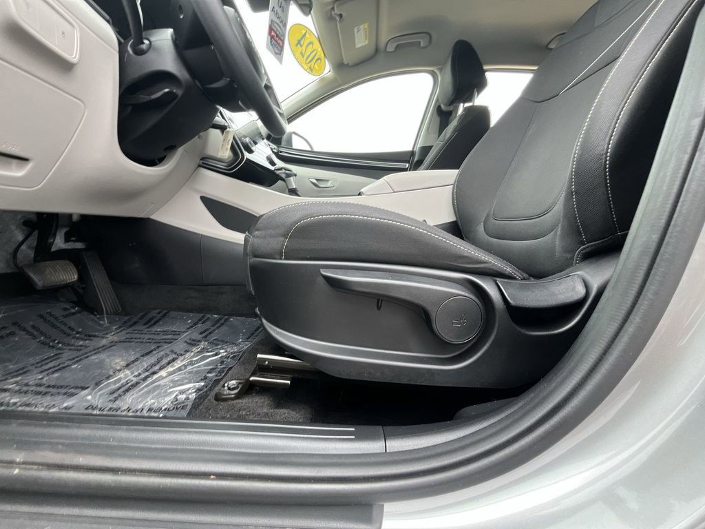 Used 2024 Hyundai Tucson SE AWD/4WD image 15