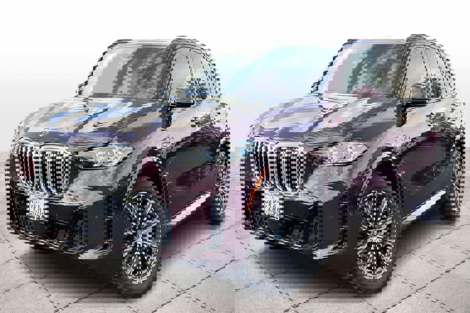 Used 2024 BMW X5 xDrive50e w/ M Sport Package image 1