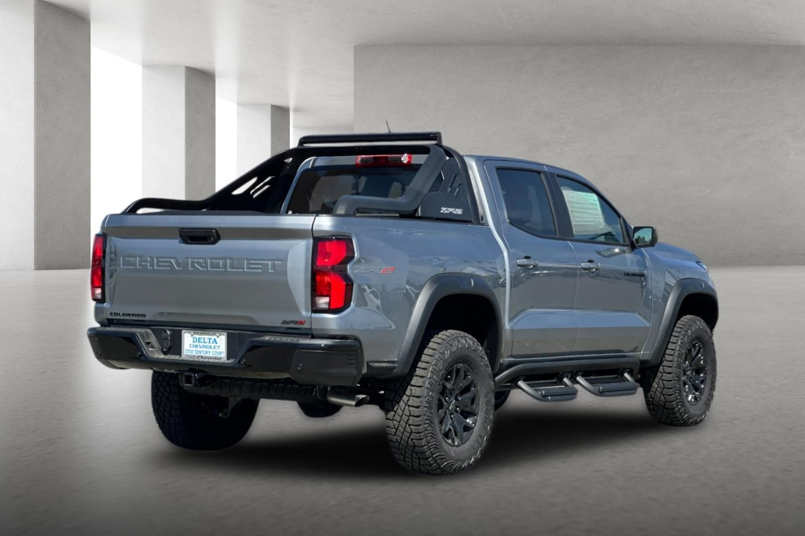 New 2026 Chevrolet Colorado ZR2 w/ Midnight Edition AWD/4WD image 4