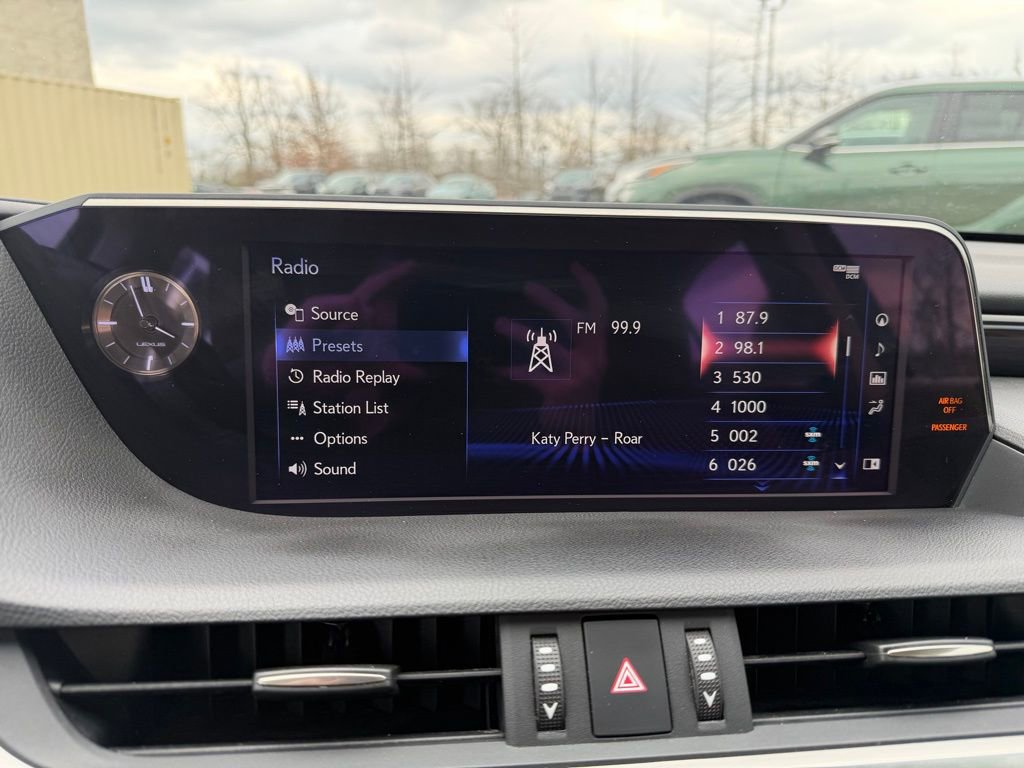 Used 2021 Lexus ES 250 w/ Premium Package image 27