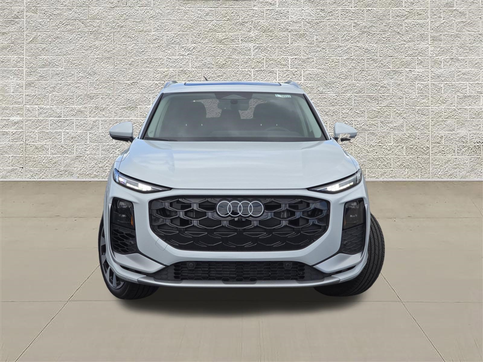 New 2026 Audi Q3 quattro 2.0T AWD/4WD image 2