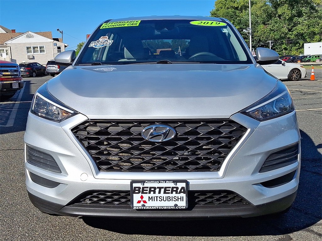 Used 2019 Hyundai Tucson SE image 2