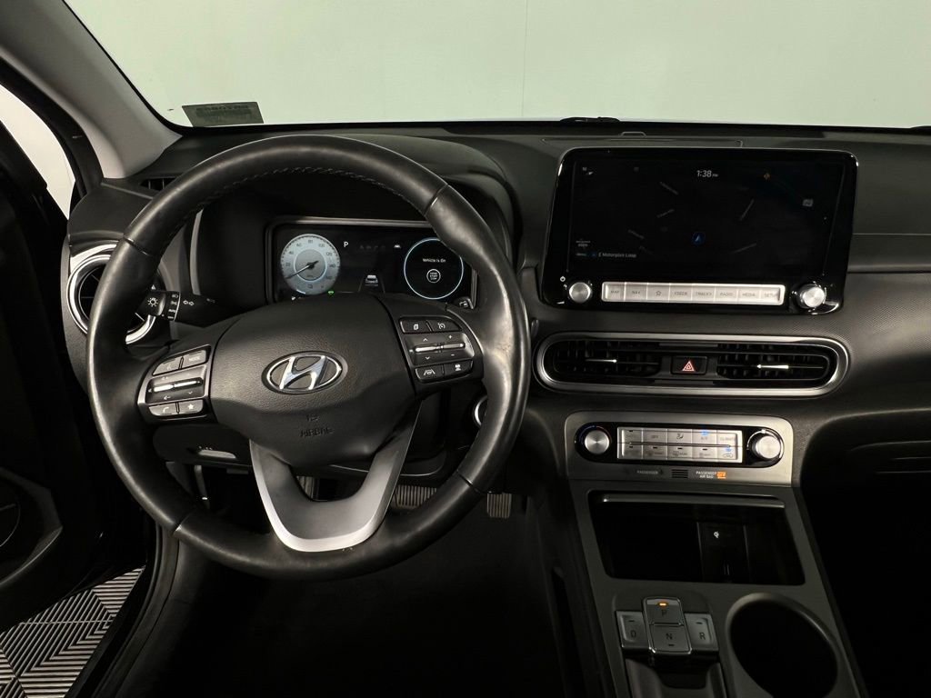 Used 2022 Hyundai Kona Limited w/ Cargo Package image 13