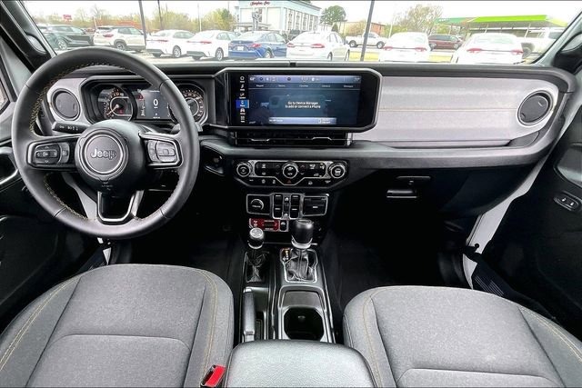 Used 2024 Jeep Gladiator Sport image 7