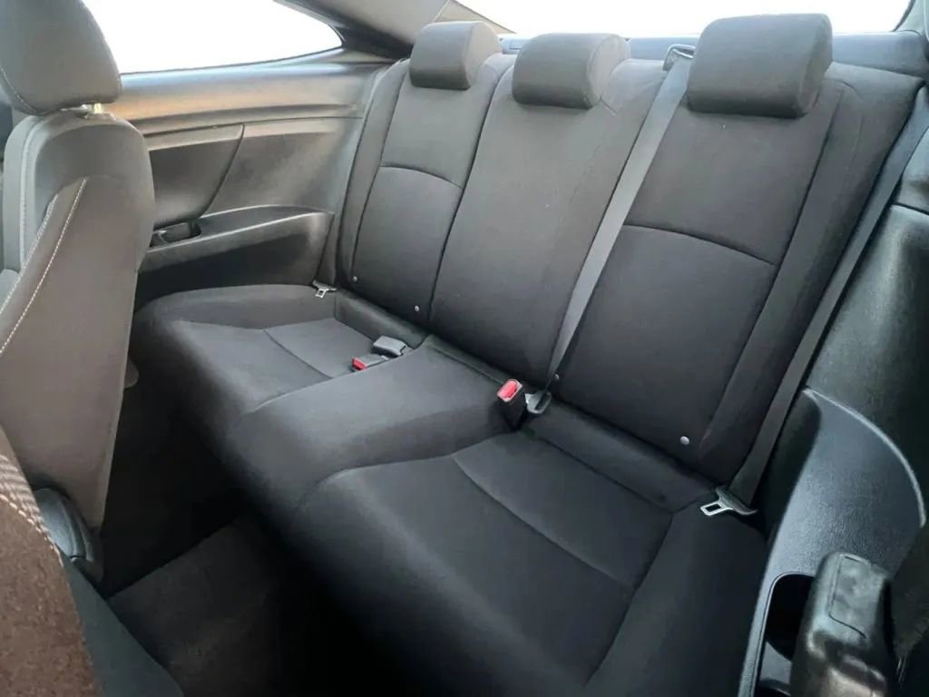 Used 2019 Honda Civic EX image 13