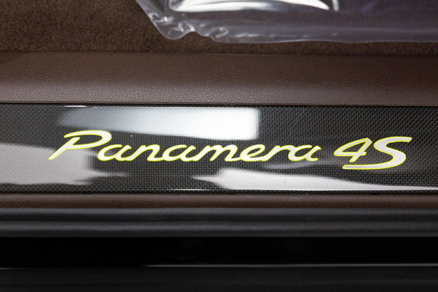Used 2023 Porsche Panamera 4S Executive image 67