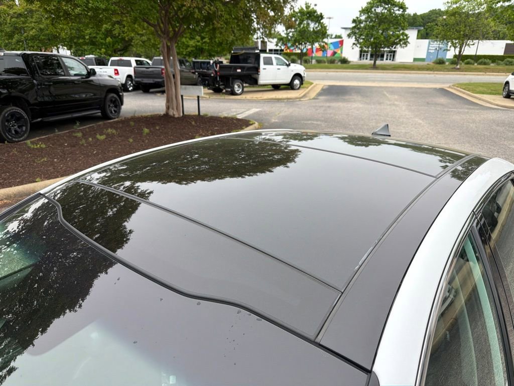 Used 2019 Kia Optima S w/ S Panoramic Sunroof Package FWD image 10