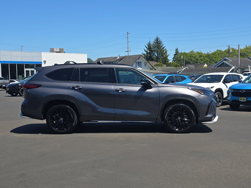 Certified 2023 Toyota Highlander XSE image 7