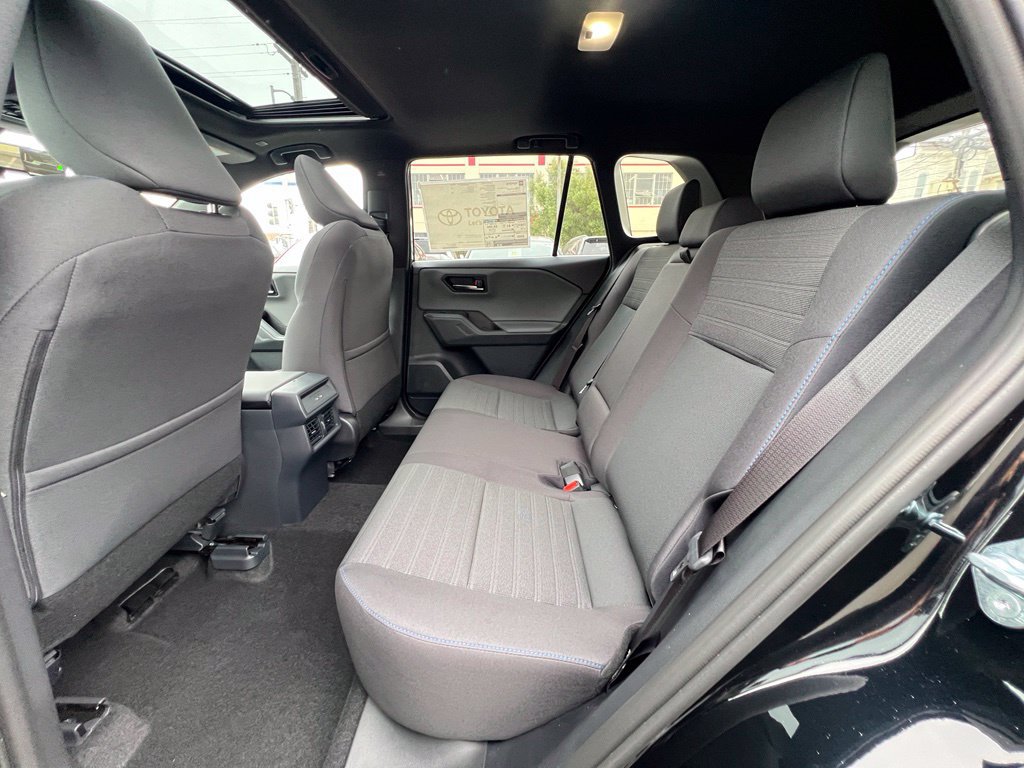New 2026 Toyota RAV4 SE w/ Convenience Package AWD/4WD image 15