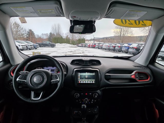 Used 2020 Jeep Renegade Trailhawk w/ Cold Weather Group image 18