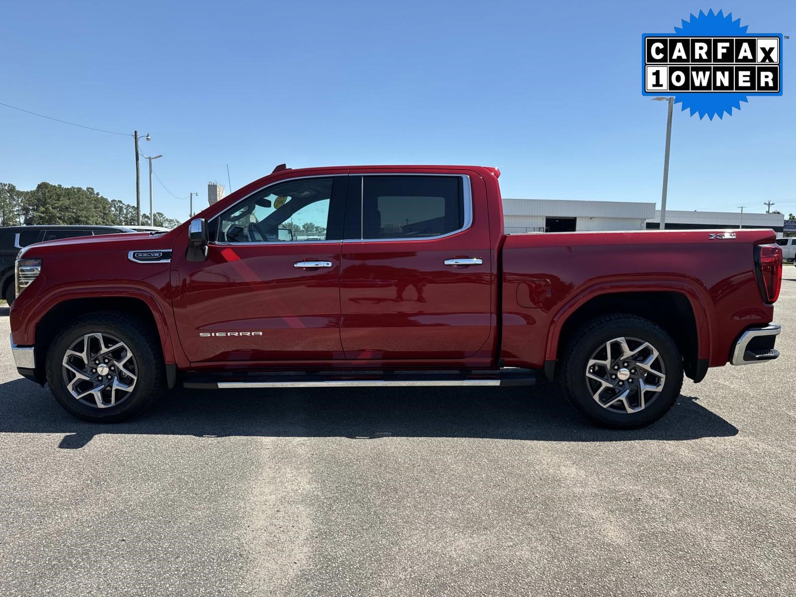 Used 2024 GMC Sierra 1500 SLT w/ SLT Premium Plus Package AWD/4WD image 7