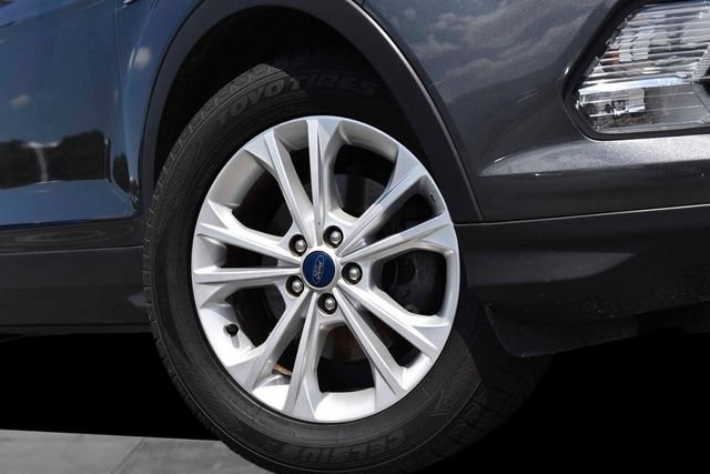 Used 2019 Ford Escape SEL FWD image 3