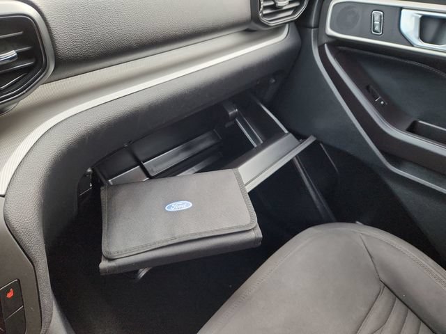 Used 2020 Ford Explorer XLT w/ Comfort Package AWD/4WD image 47