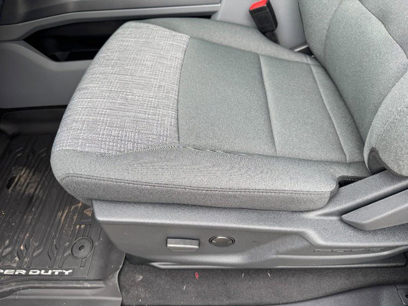 New 2026 Ford F250 XLT w/ XLT Premium Package image 17