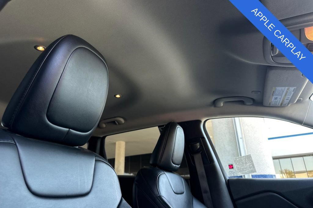 Used 2022 Jeep Cherokee Latitude AWD/4WD image 19