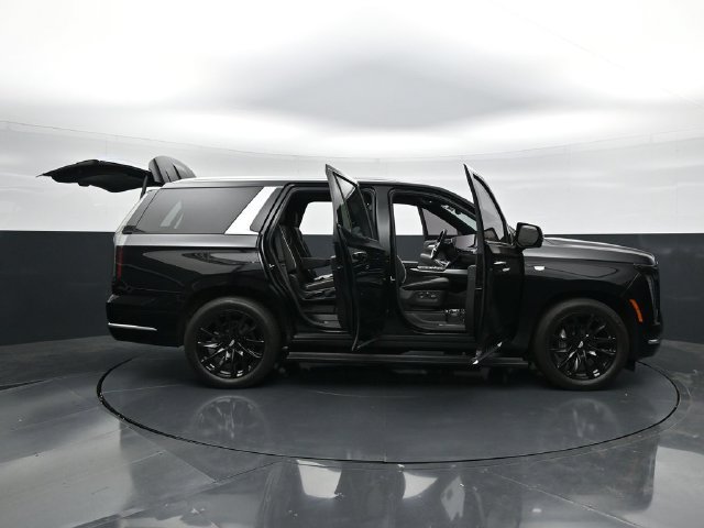 Used 2025 Cadillac Escalade Premium Luxury w/ Touring Package AWD/4WD image 52