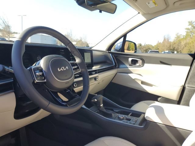 Certified 2025 Kia Sorento S w/ Panoramic Sunroof Package FWD image 11