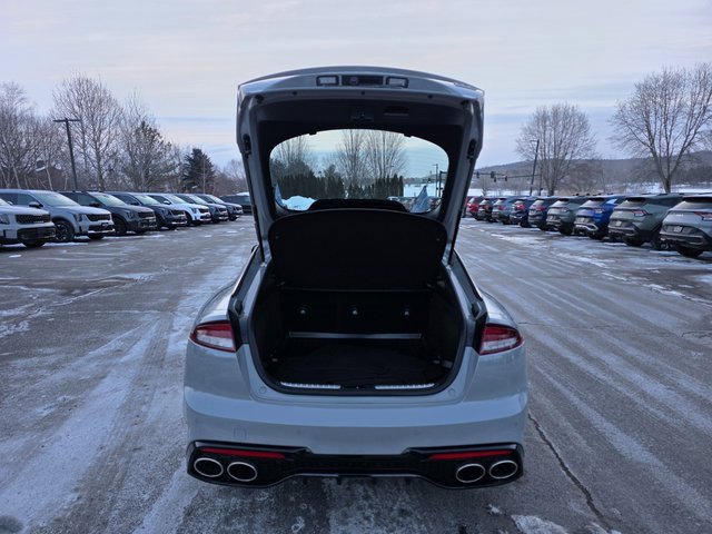 Used 2022 Kia Stinger GT1 w/ Red Interior Color Package image 10