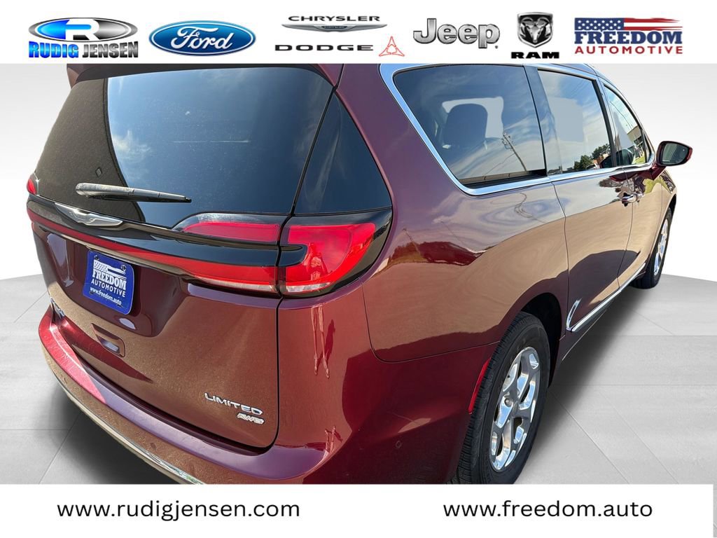 Used 2021 Chrysler Pacifica Limited w/ Premium & Safety Sphere Group AWD/4WD image 5