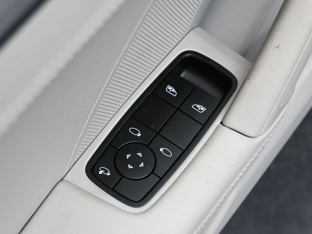 Certified 2024 Porsche 911 Carrera 4S image 9