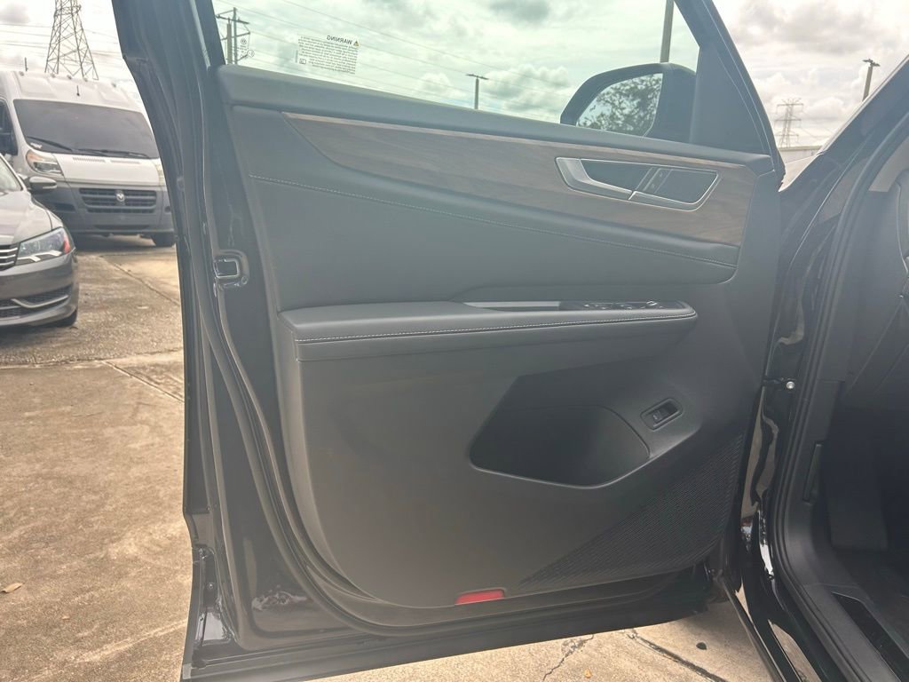 New 2026 Volkswagen Atlas SE image 47